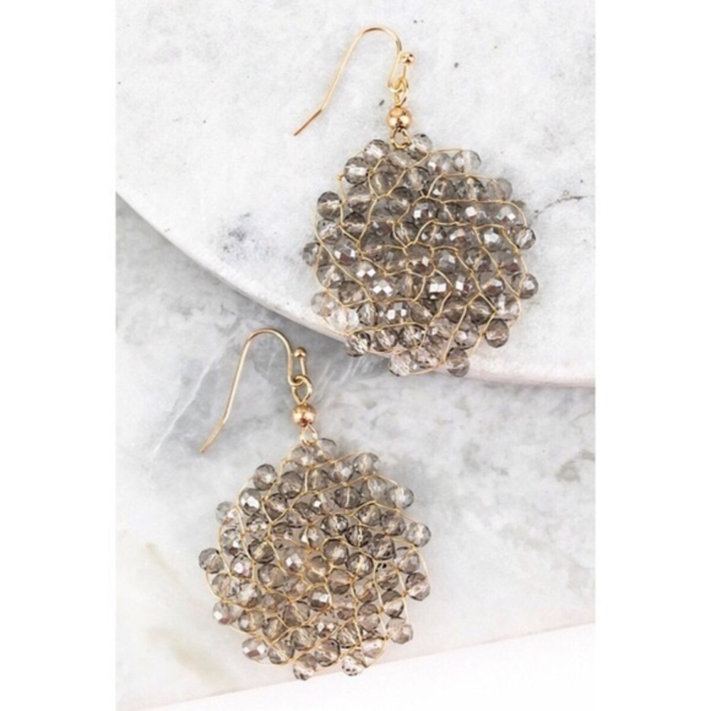 BLACK DIAMOND | Crystal bead earrings
